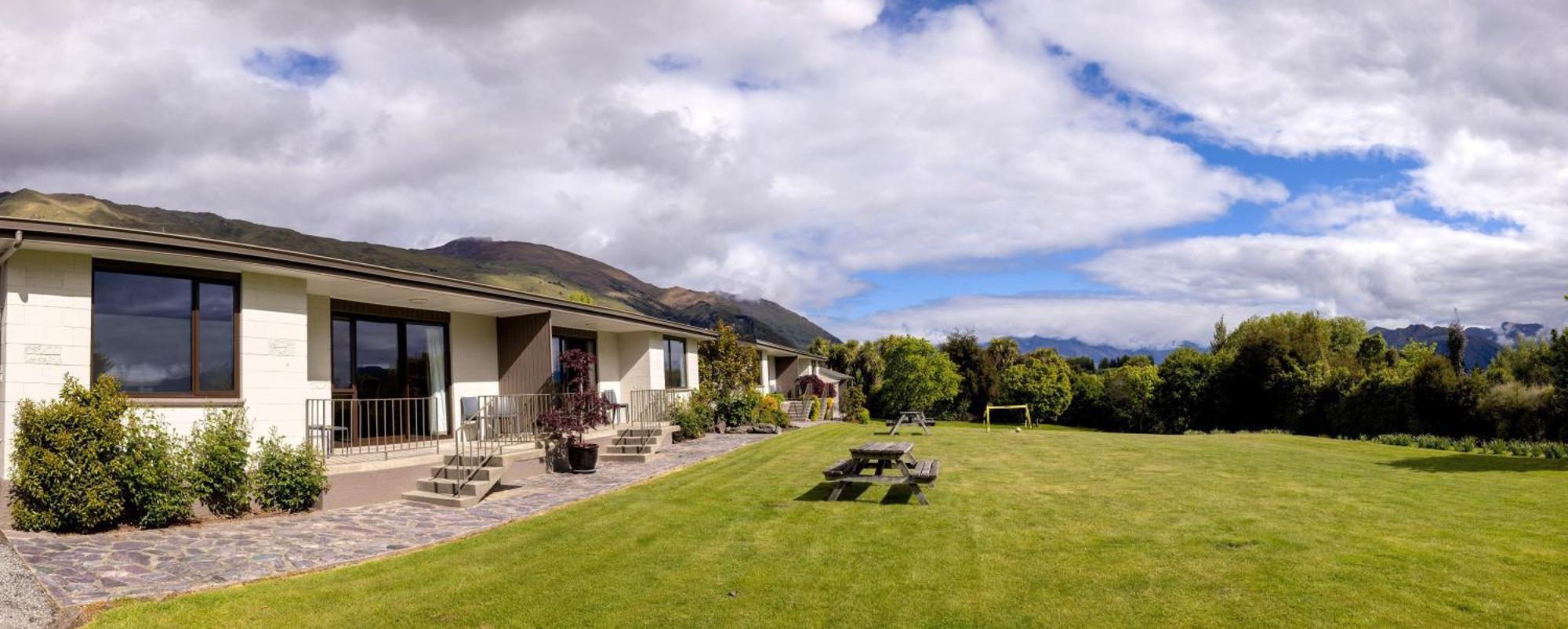 Wanaka Top 10 Holiday Park Εξωτερικό φωτογραφία